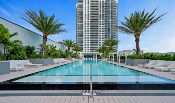 10X Las Olas Walk property image