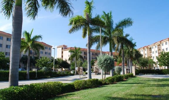 Laguna Pointe Apartments property image