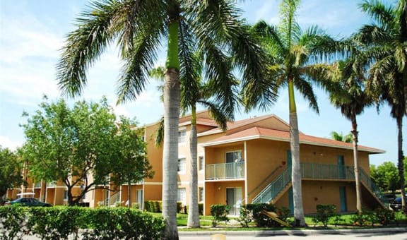 Golden Lakes Apartments property image