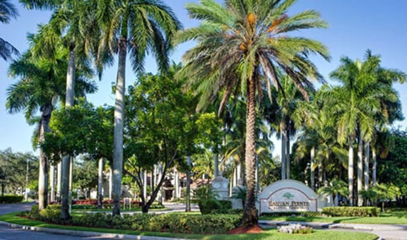 Banyan Pointe property image