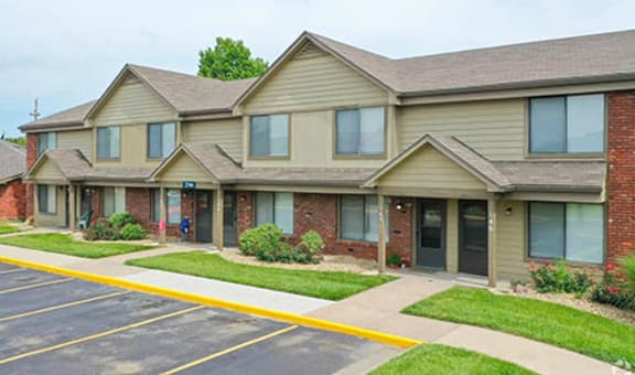 Villa West Apartments and Townhomes property image