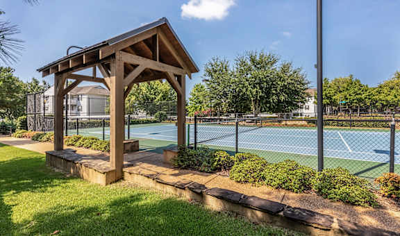 Lexington Pointe Apartment Homes property image