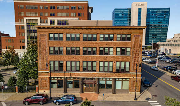 100 South property image