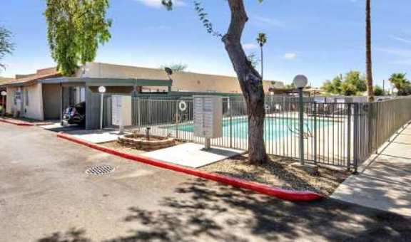 Glendale Groves property image