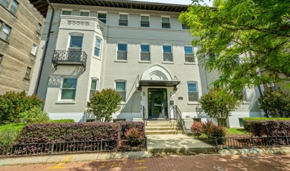 The Waring property image