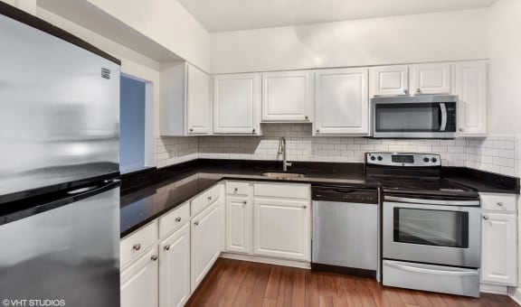 The Saratoga Apartments property image