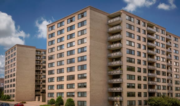Cole Spring Plaza property image