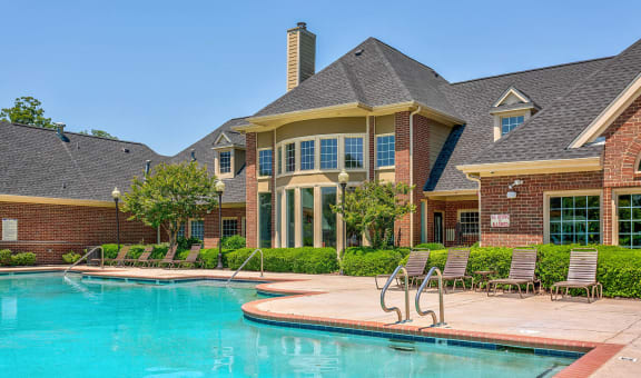 Bridford Lake Apartments property image