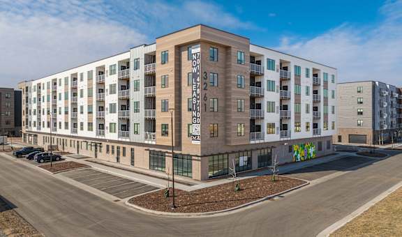 EagleRidge Plaza Residences property image