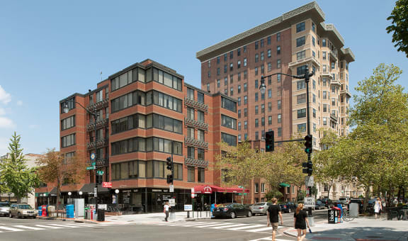 1633 Q Apartments property image