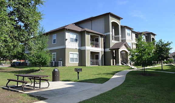 Paso Fino Apartments property image