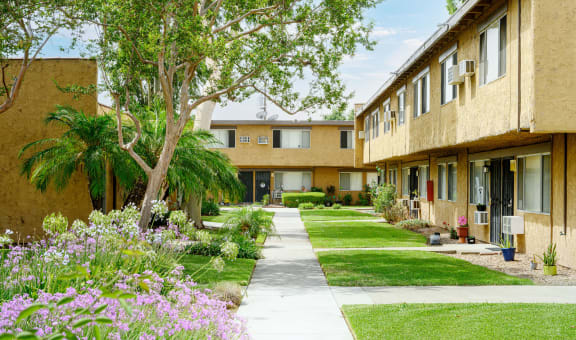 La Puente Garden Apts property image
