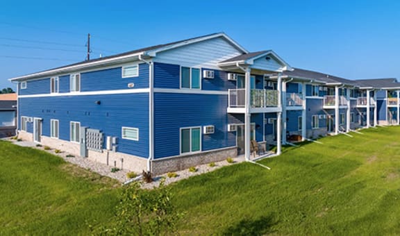 Bay Pointe Apartments property image