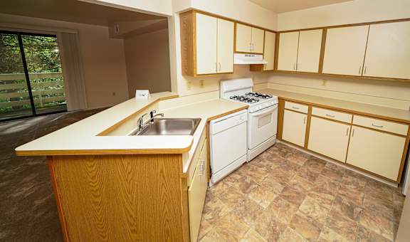 Emerald Park Apartments property image