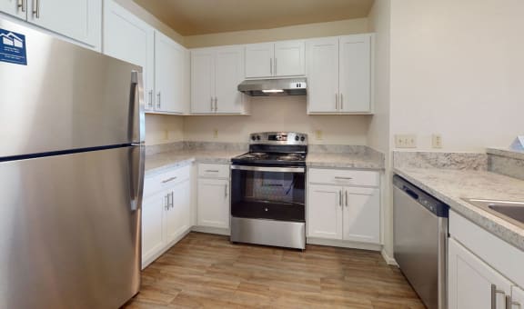 Oak Shores Apartments property image