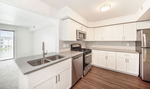 Green Ridge Apartments property image