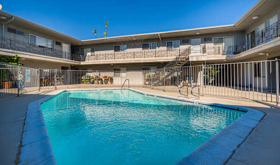Chateau 16930 Blackhawk Apartments, LLC property image