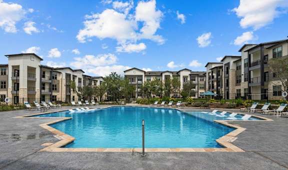 Redbird Ridge Apartments property image