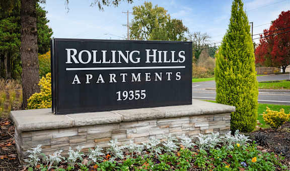 Rolling Hills Apartments property image