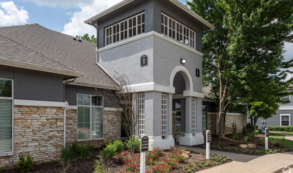 Stoneleigh Centerton Apartments property image