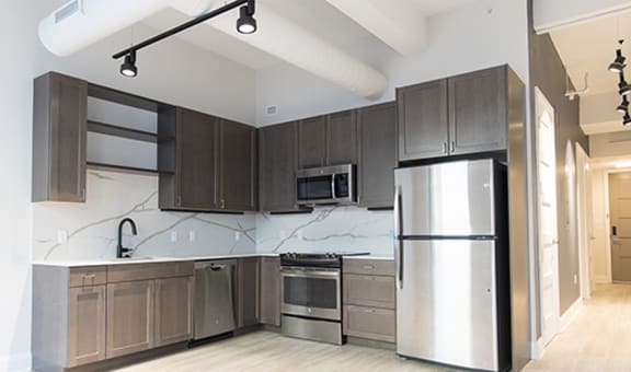 35W property image