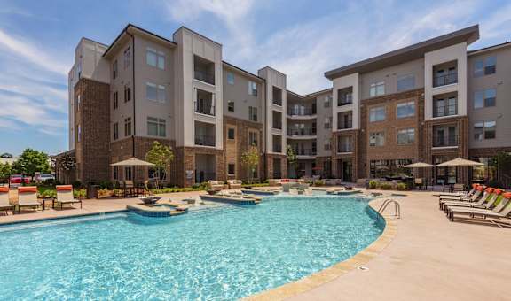 Knox at Metrocenter Apartments property image