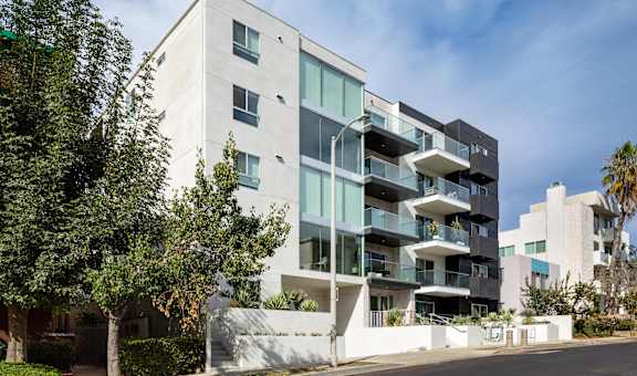 11837 Mayfield Ave property image