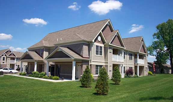 Deer Lakes Apartments property image