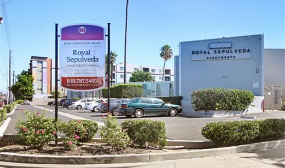 Royal Sepulveda Apartment Homes property image