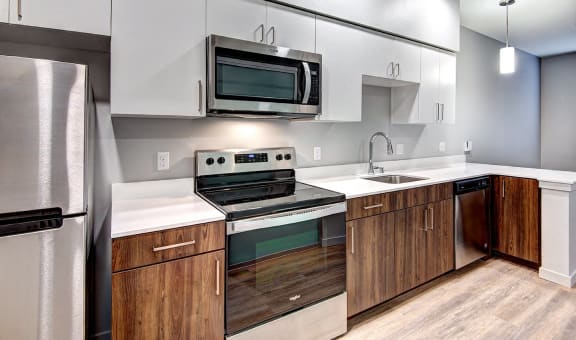 98th Avenue property image