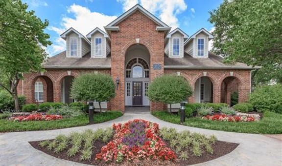 Creekside Apartment Homes property image