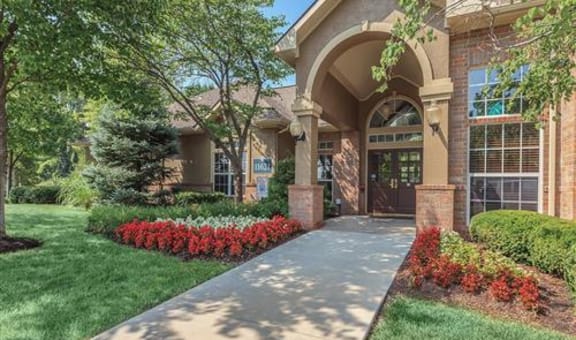 Crowne Chase Apartment Homes property image