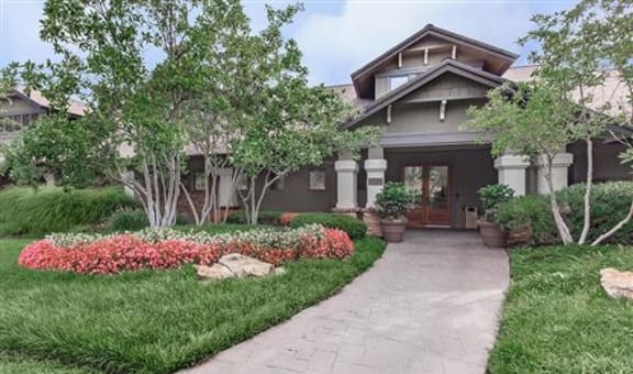 Deer Creek Apartment Homes property image