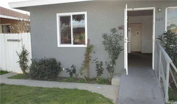 925-927 N. Olive St. property image