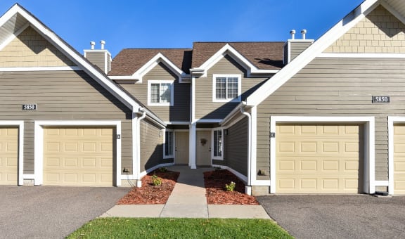 Bass Lake Hills Townhomes property image
