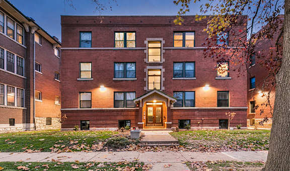 6021 Pershing property image