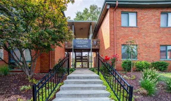 Courtyard Apartments property image