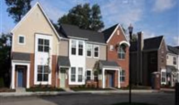 Tremont Pointe Apartments property image
