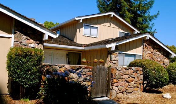 411 San Tomas Aquino Road property image