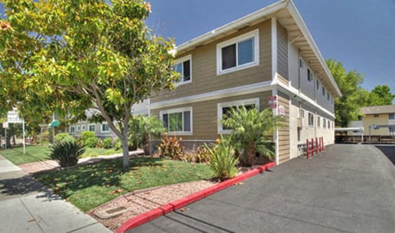 2090 Latham property image
