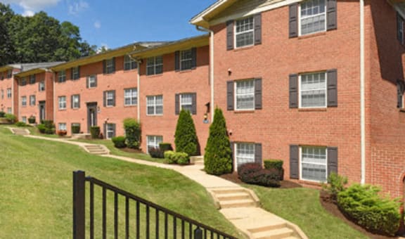 Kenilworth at Charles Apartments property image