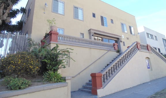 747 S. New Hampshire Ave. property image