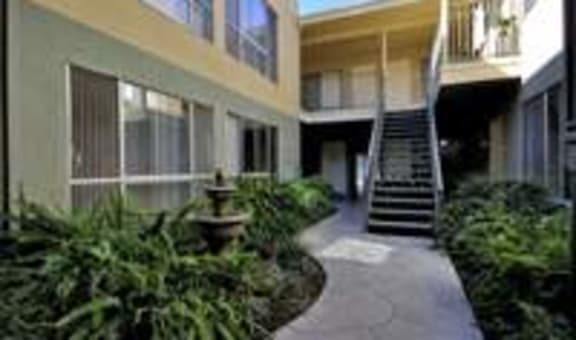 Atrium Court South of the Boulevard property image