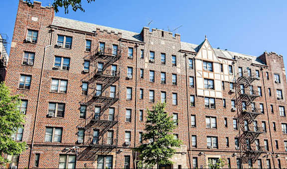 95 Linden Boulevard property image