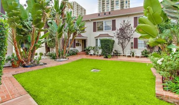 Shirley Court property image