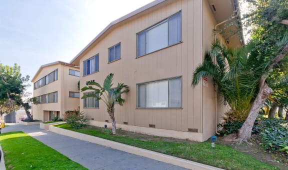 San Vicente Apartments property image