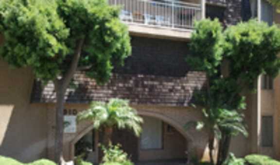 910 Enterprise Ave. property image