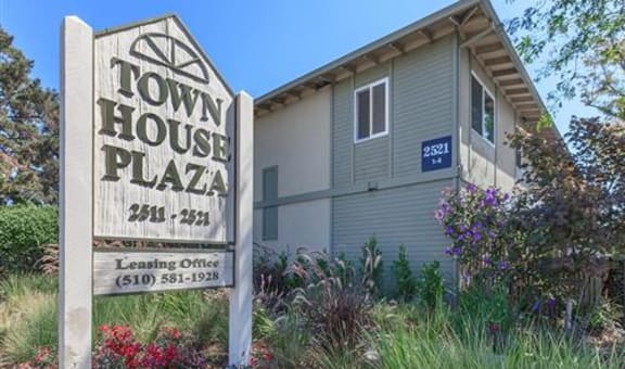 Town House Plaza property image