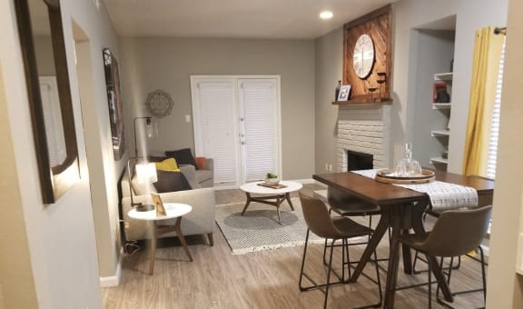 Oakwood Creek property image
