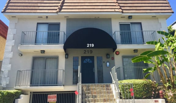 219 South Mariposa Avenue Apartments property image